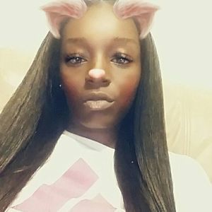 Meet your Posher, Tiara